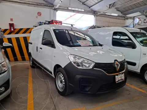 Renault Kangoo Intens usado (2024) color Blanco financiado en mensualidades(enganche $95,500 mensualidades desde $7,875)