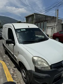 Renault Kangoo Express Pack usado (2015) color Blanco precio $120,000