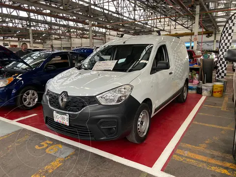 Renault Kangoo Intens usado (2023) color Blanco financiado en mensualidades(enganche $60,000 mensualidades desde $4,500)