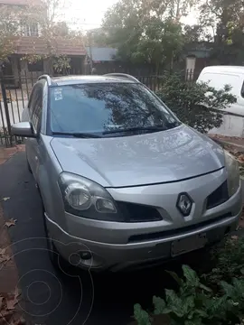 Renault Koleos 4x4 Dinamique usado (2009) color Gris Boreal precio $8.000.000