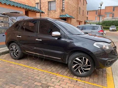 Renault Koleos Sport 4x2 CVT usado (2015) color Gris Oscuro precio $52.000.000