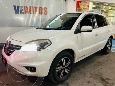 foto Renault Koleos Dynamique usado (2016) color Blanco precio $209,000
