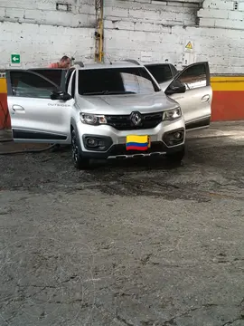 Renault Kwid Outsider usado (2020) color Gris precio $33.000.000