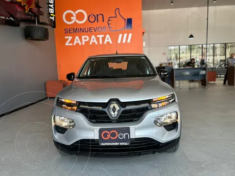 Renault Kwid Iconic usado (2025) color plateado financiado en mensualidades(enganche $66,762 mensualidades desde $5,105)