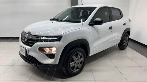 Renault Kwid Intens usado (2025) color Blanco financiado en mensualidades(enganche $46,200 mensualidades desde $4,558)