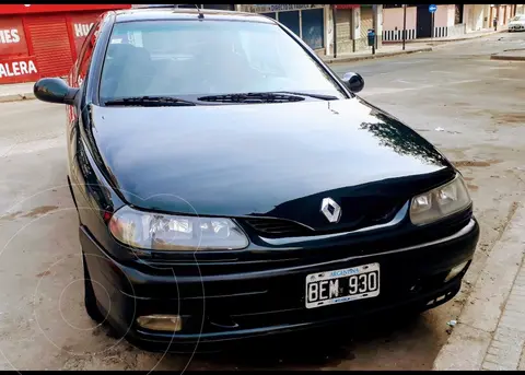 Renault Laguna RXE 2.0 usado (1997) color Verde precio $5.000.000