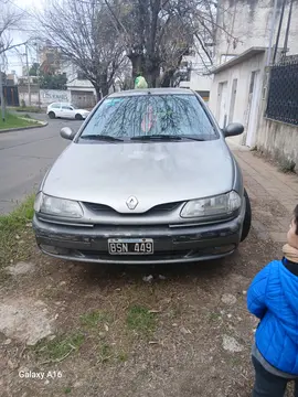 Renault Laguna RXE 2.0 usado (1997) color Gris Oscuro precio $4.000.000