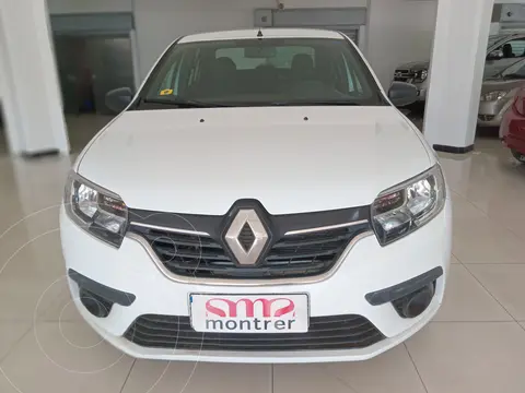 Renault Logan 1.6 Life usado (2022) color Blanco precio $20.500.000