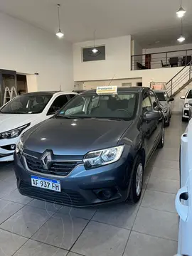 Renault Logan 1.6 16v Life usado (2023) color Blanco precio $17.500.000