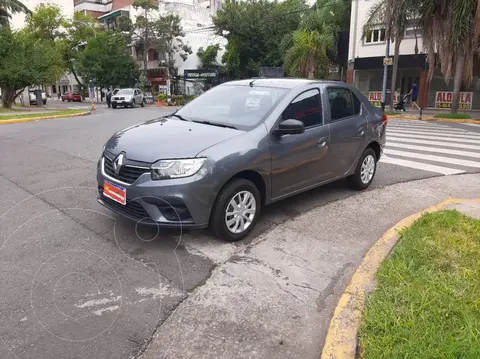 Renault Logan 1.6 Life nuevo color Gris Acero financiado en cuotas(anticipo $10.000.000)