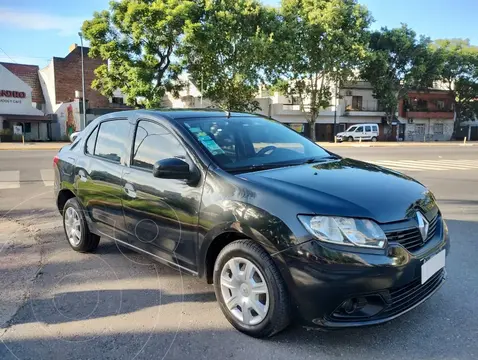 Renault Logan 1.6 Authentique usado (2015) color Negro Nacre precio $12.800.000