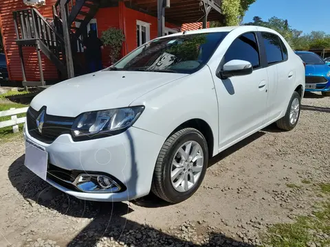 Renault Logan 1.6 Privilege usado (2018) color Blanco precio $3.410.000