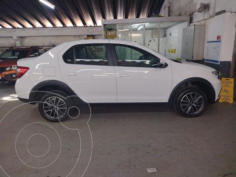 foto Renault Logan 1.6 Intens CVT usado (2019) color Blanco Glaciar precio $2.200.000