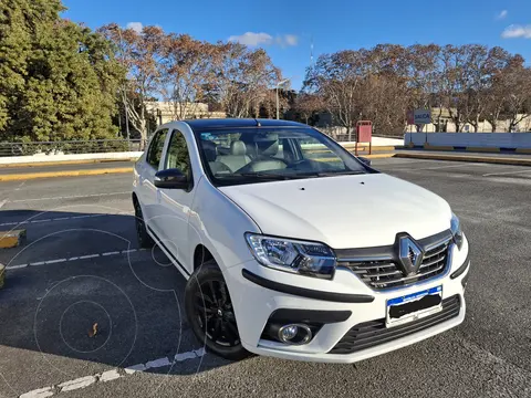 Renault Logan 1.6 Intens usado (2024) color Blanco Glaciar precio $24.750.000