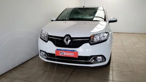 Renault Logan 1.6 Privilege usado (2018) color Blanco Glaciar financiado en cuotas(anticipo $5.000.000 cuotas desde $156.250)