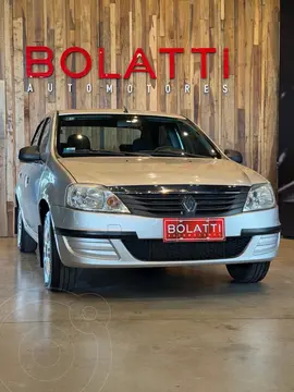 Renault Logan 1.6 Pack Plus usado (2010) color Dorado precio $8.000.000