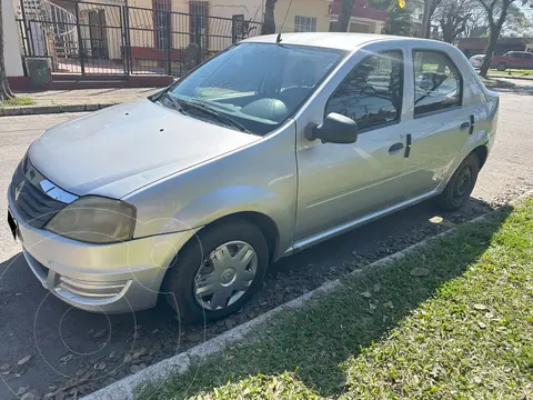 Renault Logan 1.6 Authentique Pack I usado (2011) color Gris Estrella precio $6.300.000