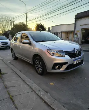 Renault Logan 1.6 Authentique Plus usado (2019) color Gris Acero financiado en cuotas(anticipo $1.500.000 cuotas desde $300.000)