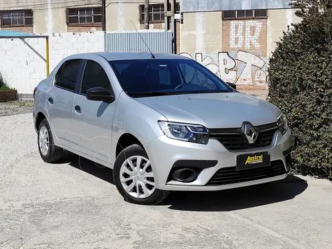 Renault Logan 1.6 Life usado (2024) color Gris financiado en cuotas(anticipo $10.000.000)