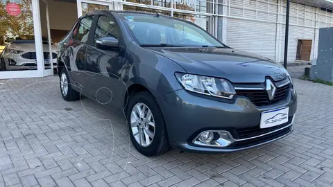 Renault Logan 1.6 Privilege usado (2018) color Gris Oscuro precio $11.800.000
