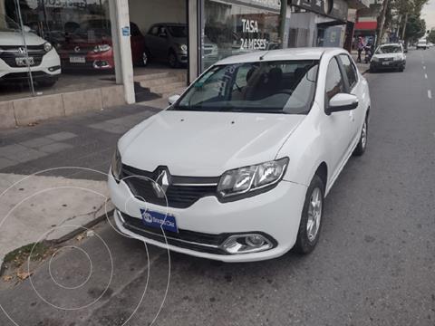 Renault Logan 1.6 Privilege usado (2015) color Blanco precio $1.340.000