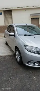 Renault Logan 1.6 Privilege usado (2017) color Gris precio $16.000.000