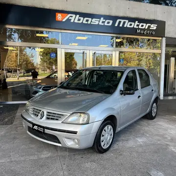 Renault Logan 1.6 Base usado (2009) color Gris precio $6.900.000