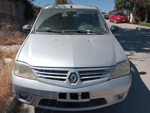 Renault Logan 1.6 Expression usado (2010) color Gris precio $2.500.000