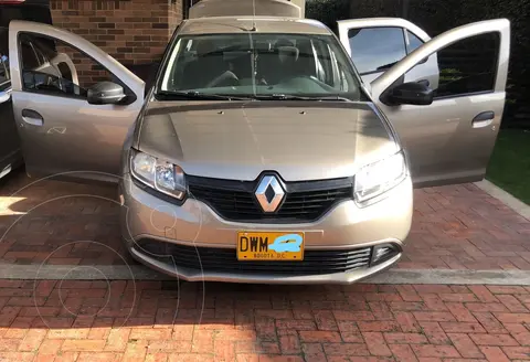 Renault Logan Authentique usado (1918) color Beige precio $36.000.000