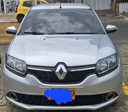 Renault Logan 1.6L Expression Ac usado (2019) color Plata precio $41.500.000