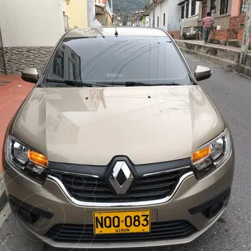 Renault Logan Life Plus usado (2024) color Beige precio $63.000.000