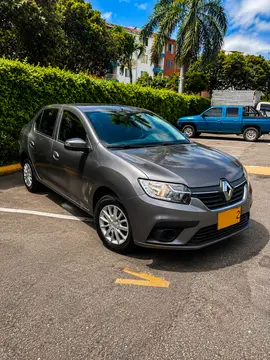 Renault Logan Life Plus usado (2026) color Gris precio $62.500.000