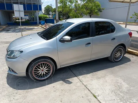 Renault Logan Expression usado (2016) color Gris precio $34.000.000