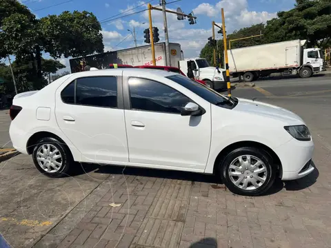 Renault Logan Expression Plus usado (2017) color Blanco precio $36.500.000