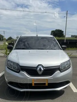 Renault Logan Life Plus usado (2018) color Gris precio $40.000.000