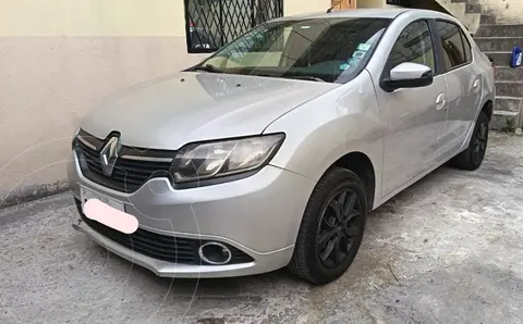 Renault Logan Dynamique usado (2017) color Plata precio u$s11.500