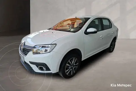Renault Logan Intens Aut usado (2024) color Blanco precio $265,000