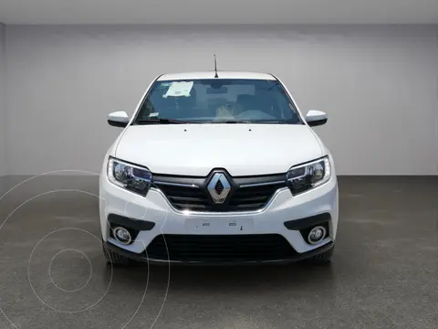 Renault Logan Intens Aut usado (2024) color Blanco financiado en mensualidades(enganche $88,680 mensualidades desde $4,232)