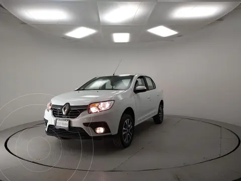 Renault Logan Intens Aut usado (2023) color Blanco precio $260,000