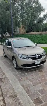 Renault Logan Zen usado (2018) color Beige Arena precio $142,000