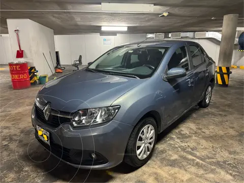 Renault Logan Expression usado (2015) color Gris precio $110,000