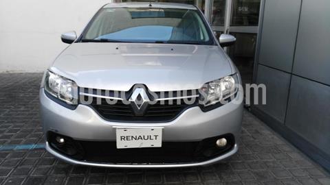 foto Renault Logan 4P DYNAMIQUE L4/1.6 MAN usado (2015) color Plata precio $120,000