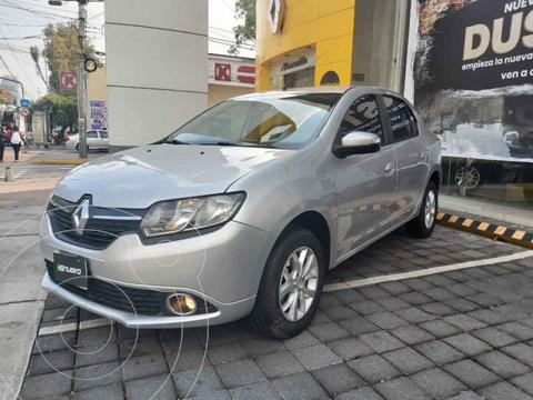 foto Renault Logan Intens usado (2018) color Plata precio $148,000