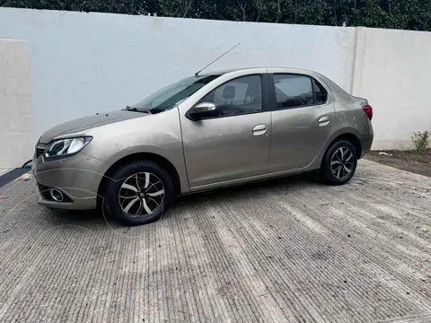 Renault Logan Intens usado (2019) color Beige precio $195,900