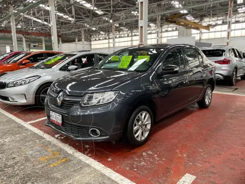 Renault Logan Authentique usado (2018) color Negro Nacarado financiado en mensualidades(enganche $45,000 mensualidades desde $3,500)