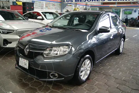 Renault Logan Intens Aut usado (2018) color Gris precio $147,000
