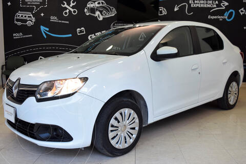 Renault Logan Expression usado (2015) color Blanco Glaciar precio $154,000