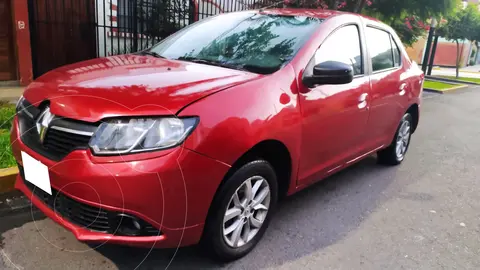 Renault Logan Dynamique Aut 1.6L usado (2015) color Rojo Vivo precio u$s6,900
