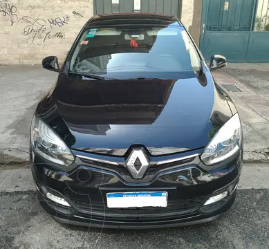 Renault Megane III Luxe Pack usado (2016) color Negro precio u$s12.900