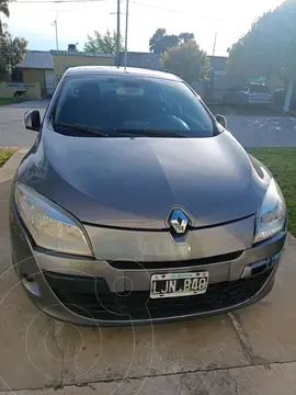 Renault Megane III Privilege usado (2012) color Gris Oscuro precio $15.000.000